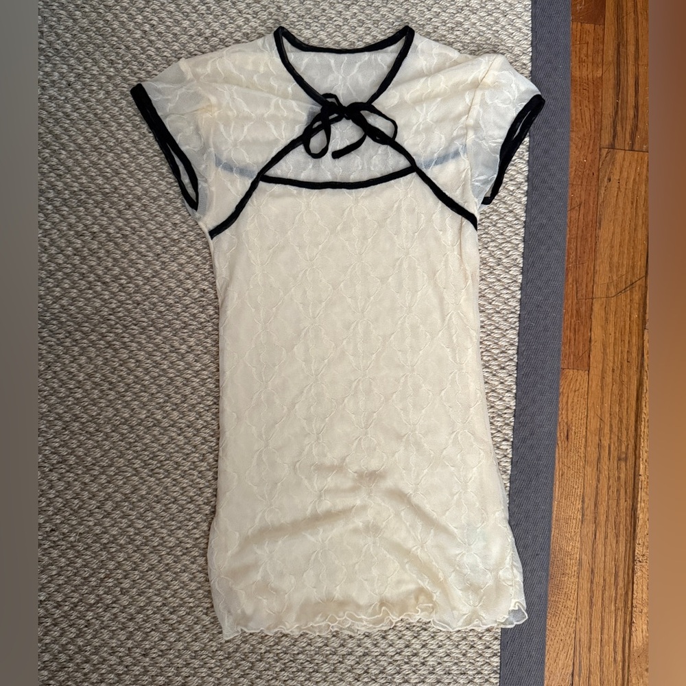 Find Me Now cream Mariposa lace bow tee